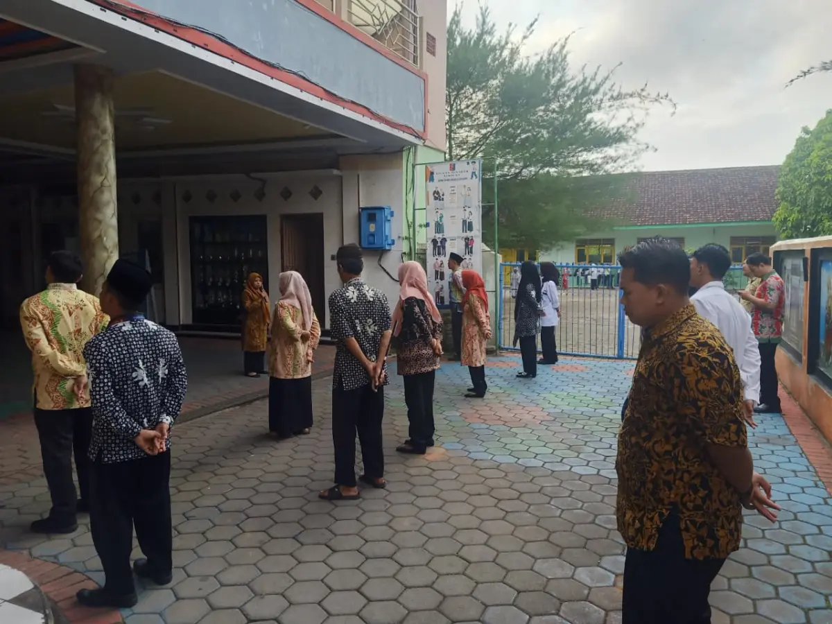 Kunci Sinergi dan Kebersamaan: Rahasia Keberhasilan SMK PGRI Rogojampi - Foto Kegiatan 2