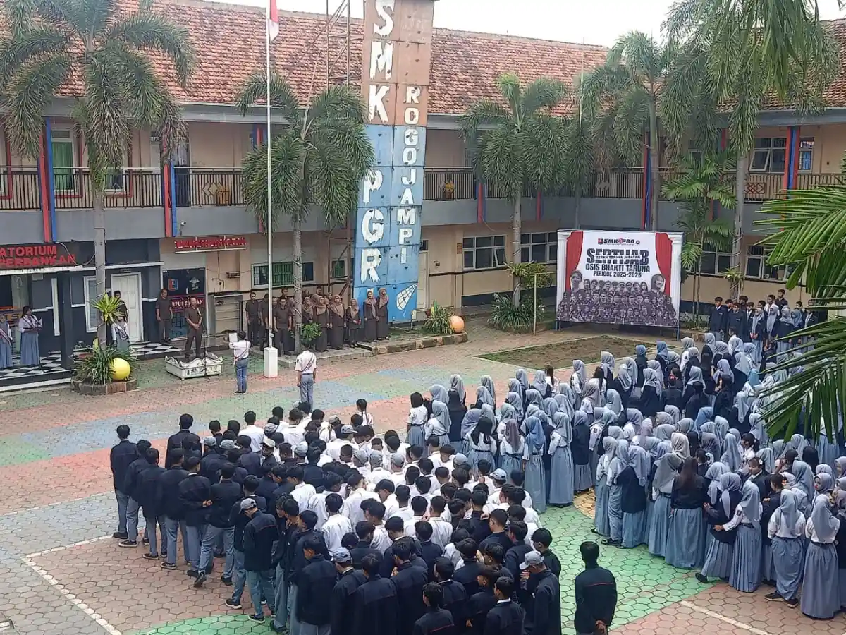 Pentingnya Menjaga Citra Sekolah: Kedisiplinan, Kebersihan, dan Prestasi Siswa - Foto Kegiatan 2
