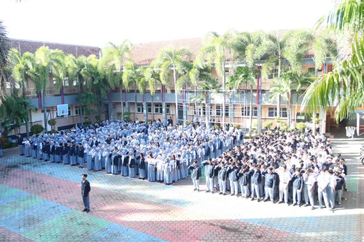 SMK PGRI Rogojampi Gelar Upacara Perdana Pasca Idul Fitri, Umumkan Agenda UKK dan Wakil LKS Provinsi 2026 - Foto Kegiatan 3